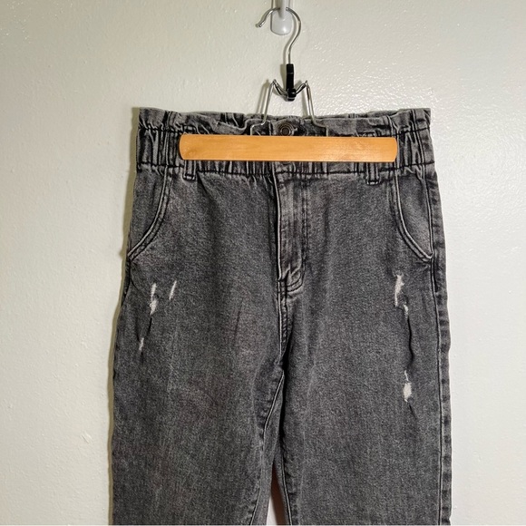 SO High Rise Mom Jean Faded Black Paper Bag Waist 7/28 - Picture 3 of 10